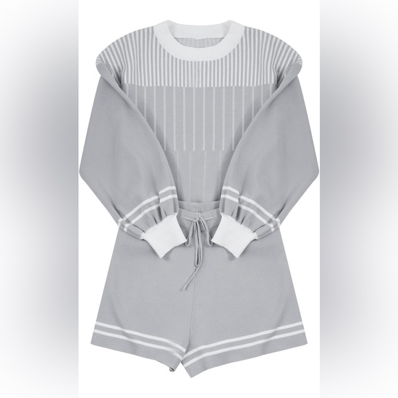 Striped Crewneck Knit Sweater Shorts Set - Picture 2 of 7